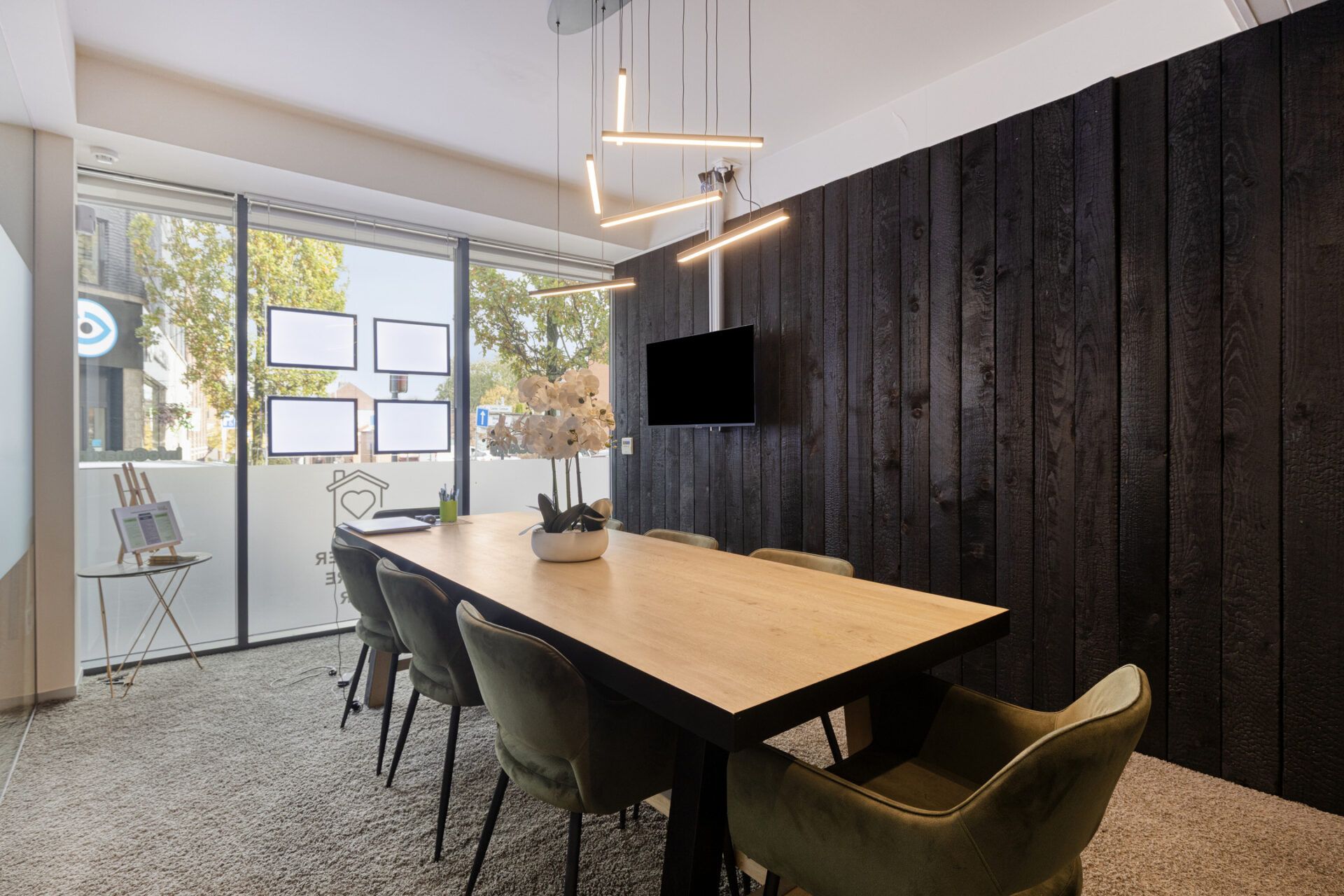 Agence immo Max Invest - Salle de réunion